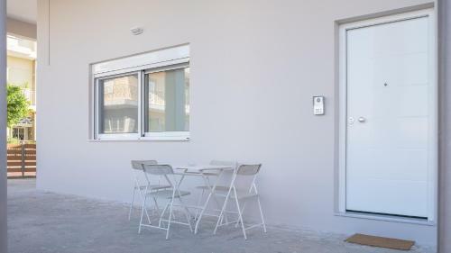 Apartamento A Brand New, Beautifully Decorated Maisonette.