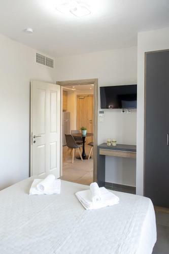 Anais Apartments
