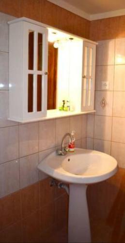Apartamento Marble Cool 2-bedroom Down Town Yard House