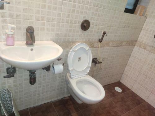 Taskeen Villa, 5 Bhk With Pool, Khandala, Lonavala