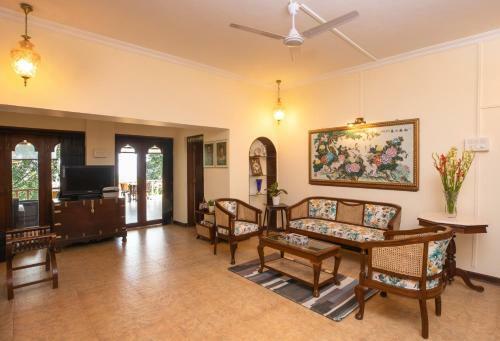 Taskeen Villa, 5 Bhk With Pool, Khandala, Lonavala