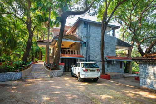 Taskeen Villa, 5 Bhk With Pool, Khandala, Lonavala