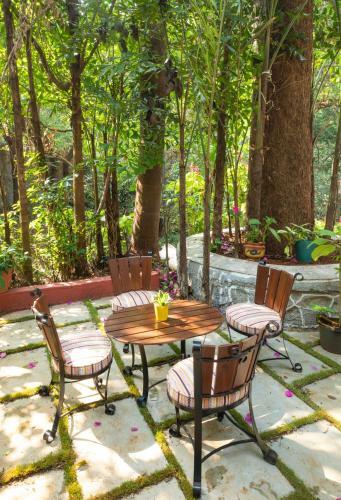 Taskeen Villa, 5 Bhk With Pool, Khandala, Lonavala