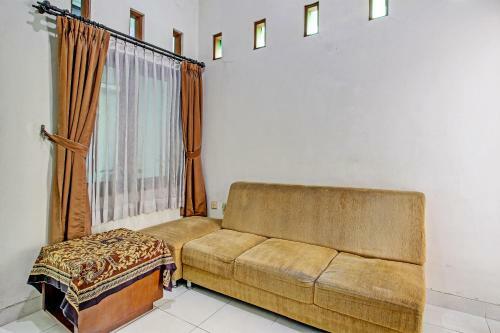 Hotel Oyo 91450 Laksmita Homestay