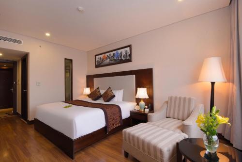 Minh Toan Galaxy Hotel