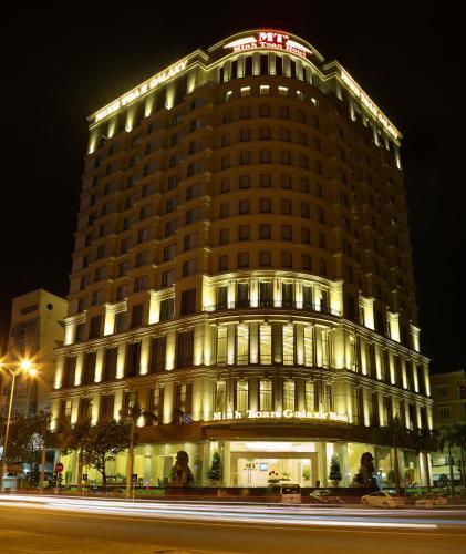 Minh Toan Galaxy Hotel