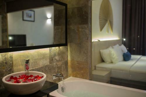 Hotel Temple Da Nang The Resort Experience