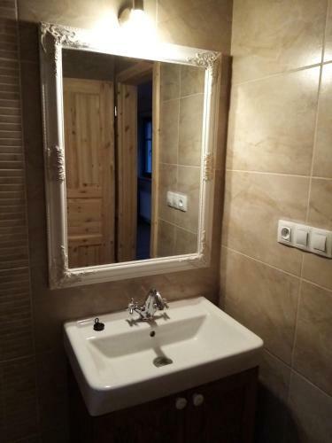 Apartamento Garzonka U Pivovaru, Centrum Ro?nov