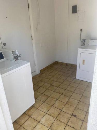 Apartamento Private Studio W/ Full Kitchen And Pool