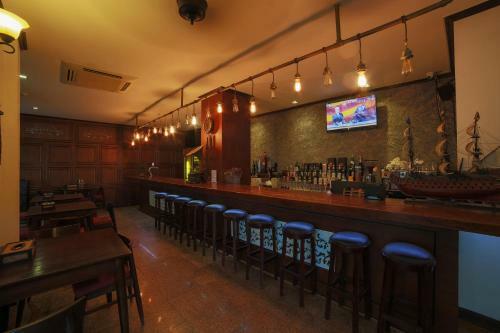 Chu Hotel