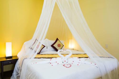 Hotel Hue Riverside Boutique Resort & Spa
