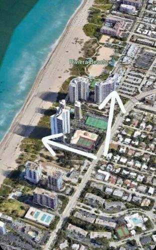 Apartamento Tropical Oasis By The Beach And Shops, With Pool