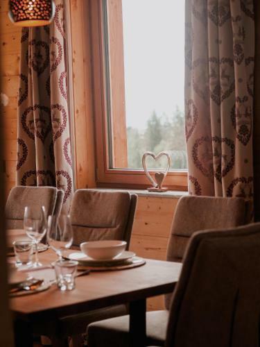 Hochleben-chalets Am Erlebnisbauernhof Steinerhof