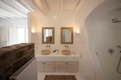 Mykonian Icon Villa