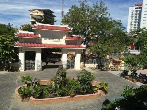 Villa Hue Hotel