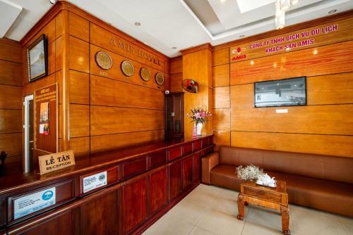 Amis Hotel