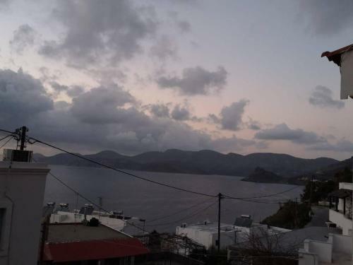 Apartamento Poets Apertment In Armeos Masouri