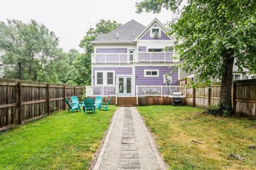 Great Downtown Indy Property Close To Everything
