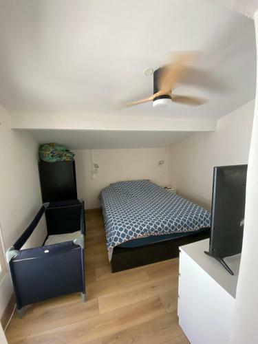 Chazey Sur Ain, Agr�able Petite Maison de Village