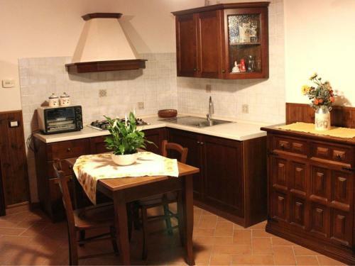 Majestic Holiday Home In Mergo With Private Pool
