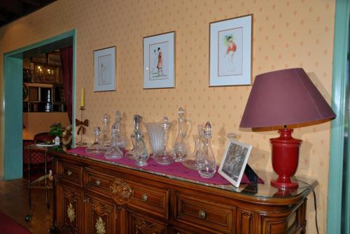 Hostal Guesthouse Les Tilleuls