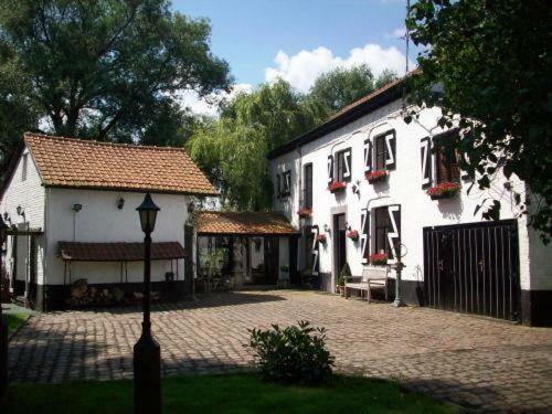 Hotel Moulin De Moxhe