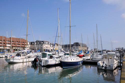 Apartamento Paradise, Avec Loggias Et Vue Mer