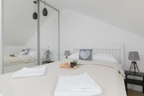 Posesja Kapita?ska Apartments Grzybowo By Renters