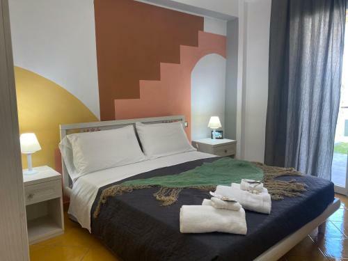 Hostal Postino Rooms