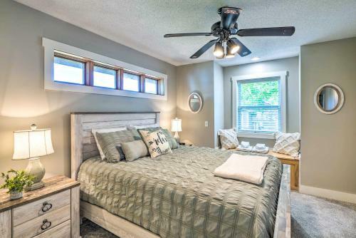 Waterfront Mound Retreat With Boat Dock Access!