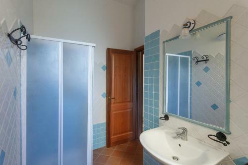 Sa Domo E S'istiu - Villetta Con Piscina - Budoni
