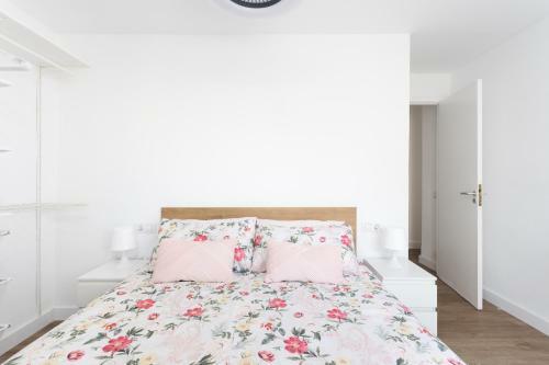 Home2book Charming Center Apartment Santa Cruz