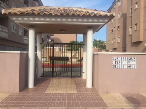 Apartamento Piscina Y Terraza A 200m Del Mar