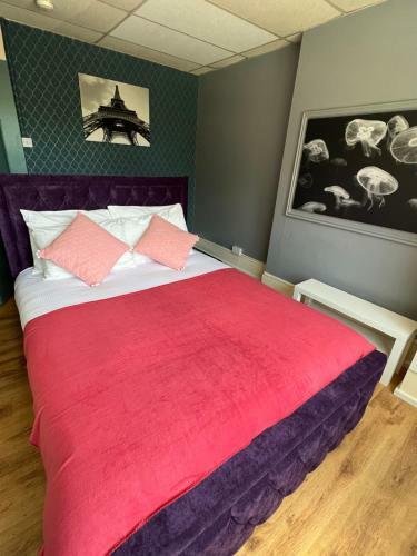 Serviced Apartment And Rooms