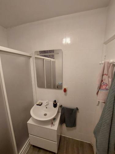 Agradable Casa A 10 Minutos de Las Playas Lloret.