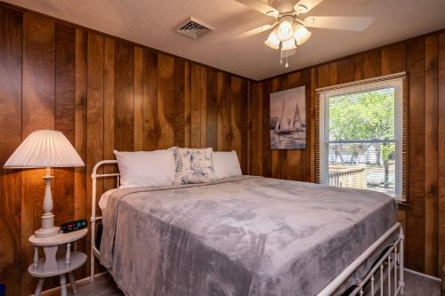1 Step Closer By Oak Island Accommodations