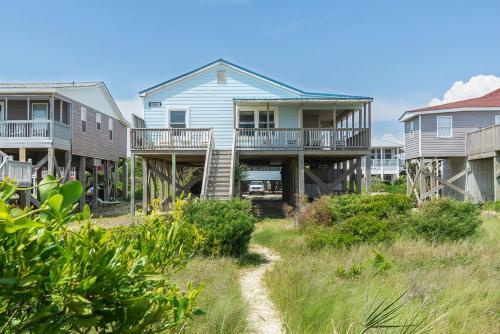 Beach Music By Oak Island Accommodations