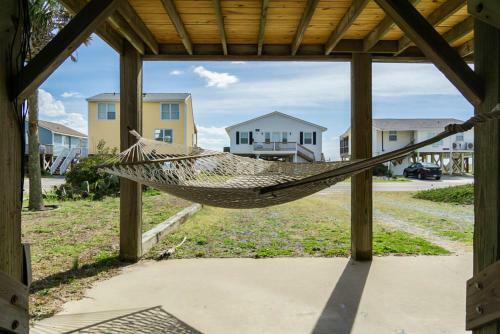 Out Of The Blue By Oak Island Accommodations