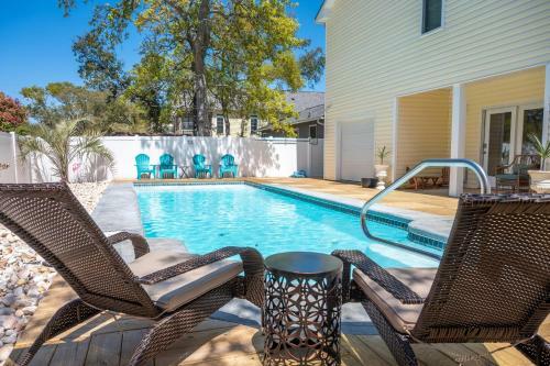 The Sassy Seahorse By Oak Island Accommodations