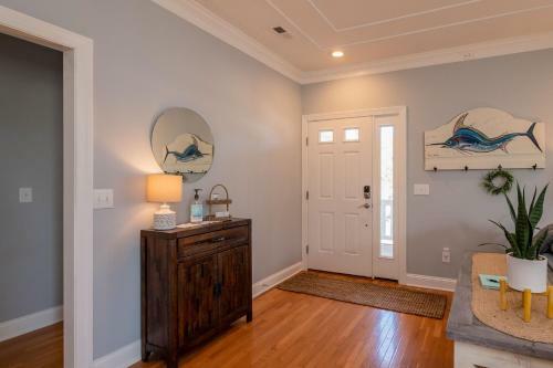 The Sassy Seahorse By Oak Island Accommodations