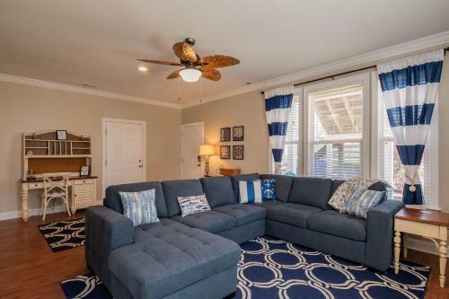 The Sassy Seahorse By Oak Island Accommodations