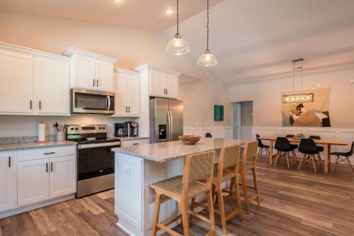 Suga Shack By Oak Island Accommodations