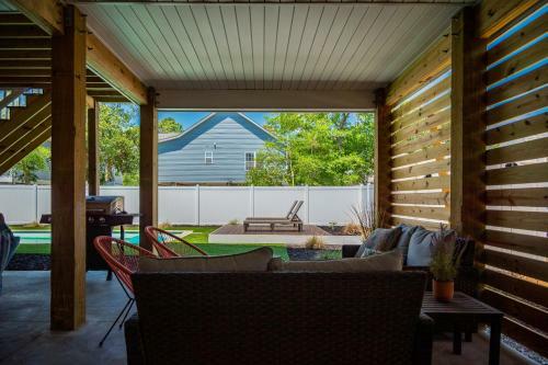 Suga Shack By Oak Island Accommodations
