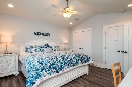 Long Call By Oak Island Accommodations