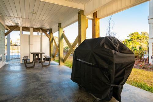 Long Call By Oak Island Accommodations