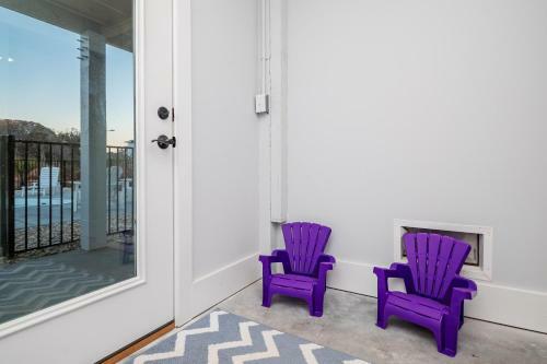 Long Call By Oak Island Accommodations