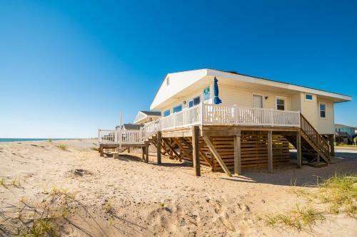 Lisa Lu By Oak Island Accommodations