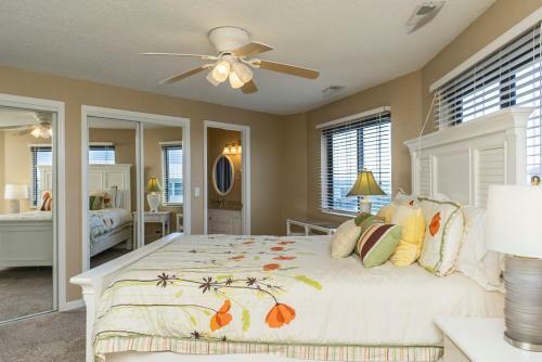 Island Tower By Oak Island Accommodations
