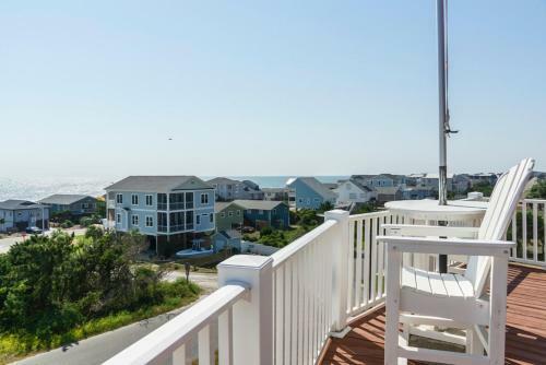 Island Tower By Oak Island Accommodations