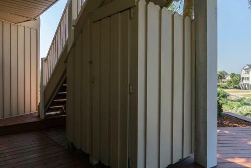 Island Tower By Oak Island Accommodations
